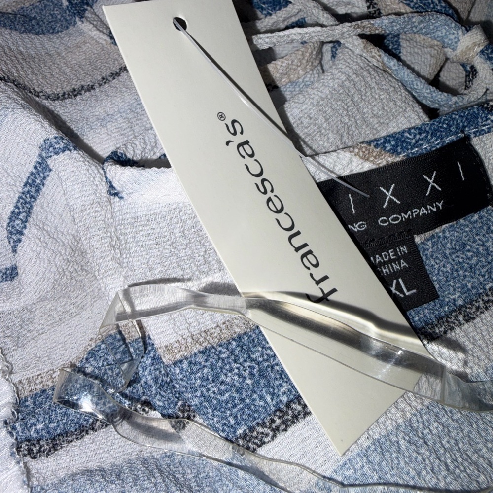 NWT Francesca’s Blue White Striped Wrap Jumpsuit XL Boutique - Picture 10 of 12